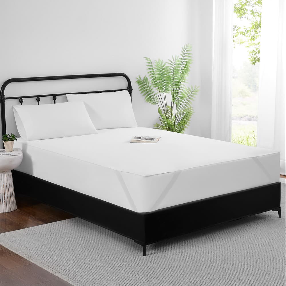 Featherbed Protector with Anchor Band