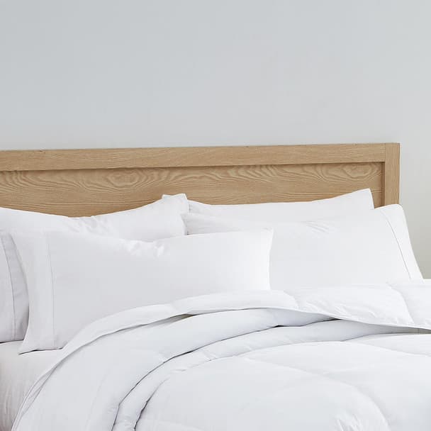 MicroLoft Gel Pillow - Fine Denier Down Alternative - Medium Support