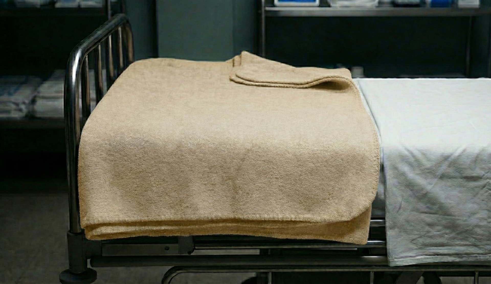 Polar Fleece Blanket - Image 6