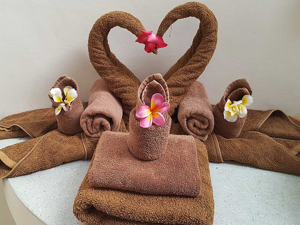 resort towels swan kissing Swan Kissing Resort Towels